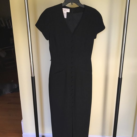 Jones New York Dresses & Skirts - Jones New York Lined Black Dress